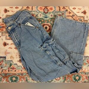 Old Navy Mid Rise Baggy Wide Leg Jean